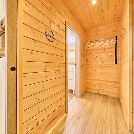 Chalé Luxe Timber & Yoga Loft By Interhome