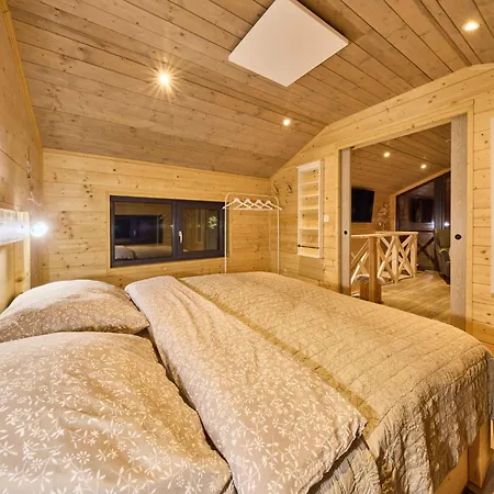 Luxe Timber & Yoga Loft By Interhome *